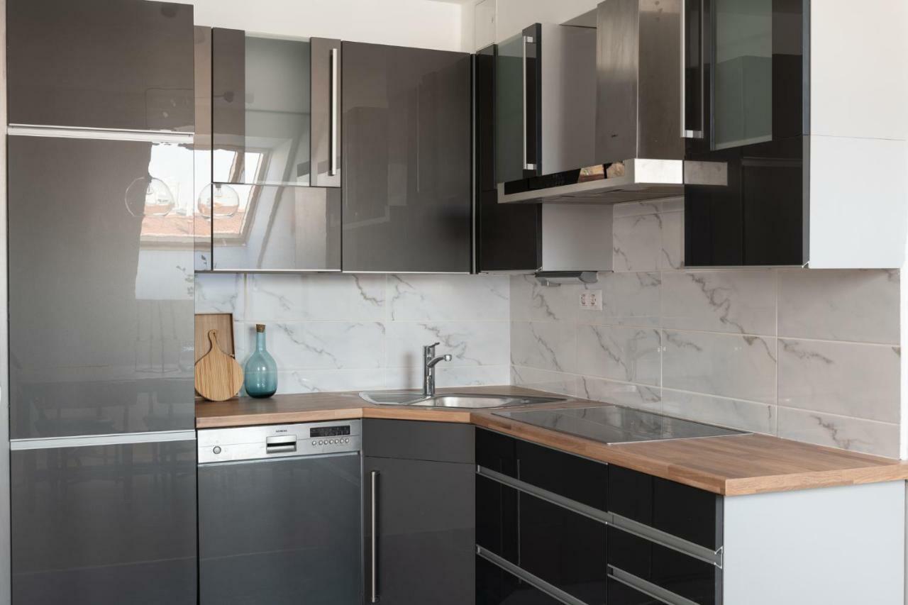 Gozsdu Design Apartment Budapest Luaran gambar