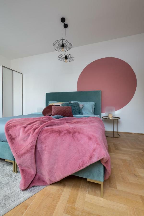 Gozsdu Design Apartment Budapest Luaran gambar