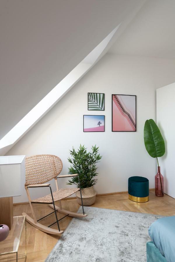 Gozsdu Design Apartment Budapest Luaran gambar