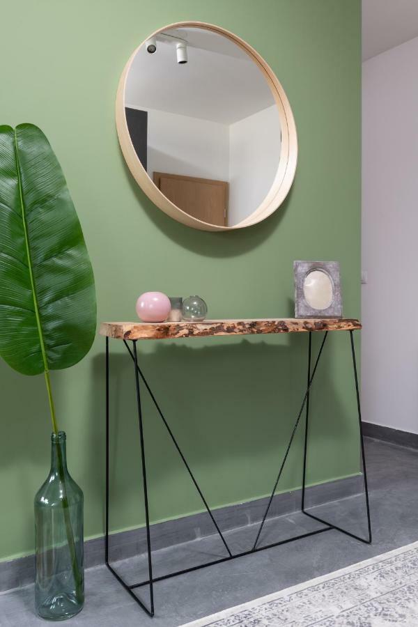 Gozsdu Design Apartment Budapest Luaran gambar