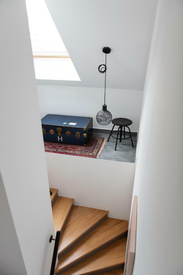Gozsdu Design Apartment Budapest Luaran gambar