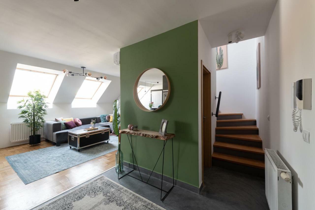 Gozsdu Design Apartment Budapest Luaran gambar